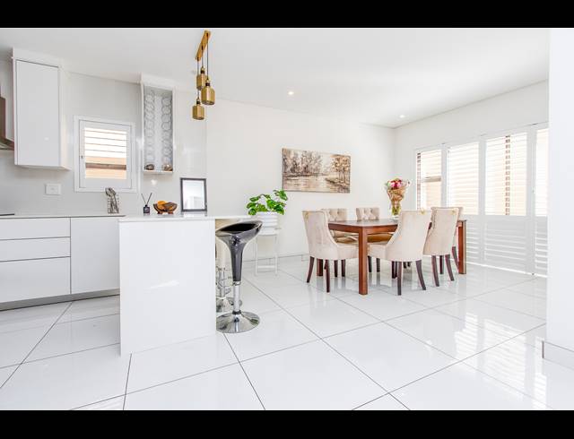 3 BEDROOM HOUSE TO LET IN BROADACRES